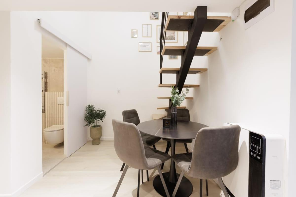 The Urban Chill Spot Harsfa Street Apartman Budapest Kültér fotó